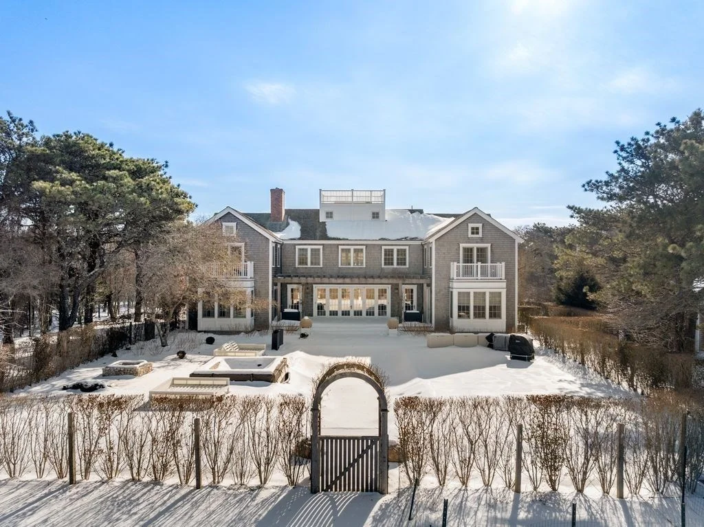 34 Brewster Rd, Monomoy