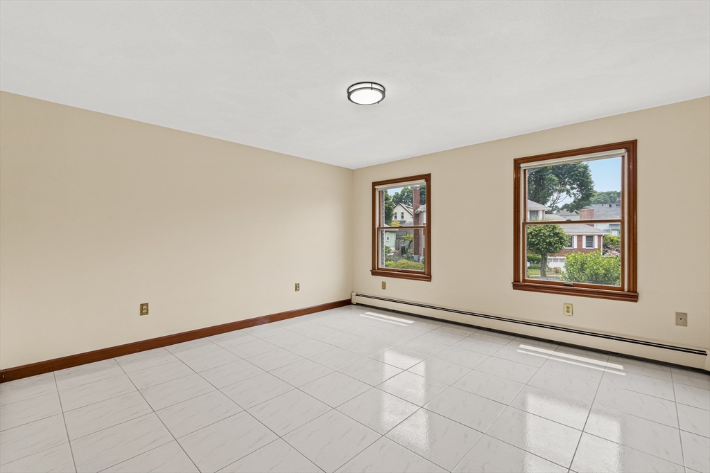 1 Via Marino, Medford