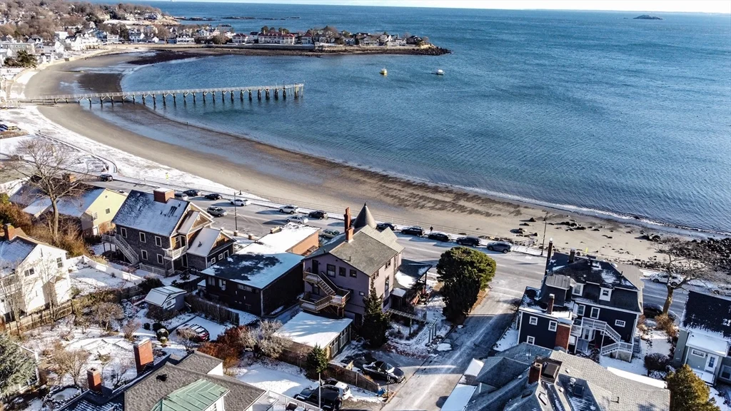 322 Humphrey St, Swampscott