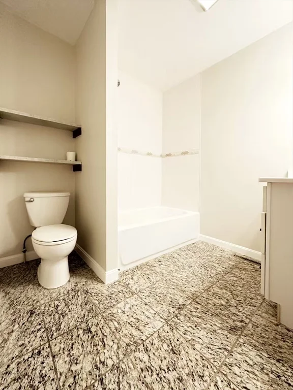 90 George St, Roxbury