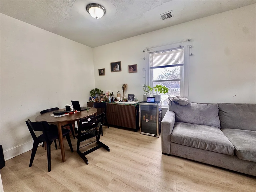 127 Eliot St, Chestnut Hill