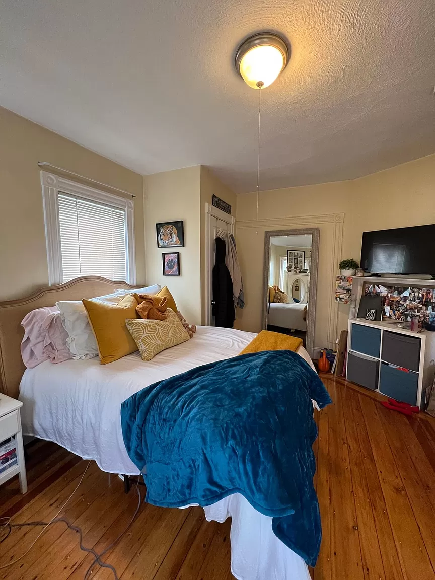 2 Gilson Ter, Spring Hill