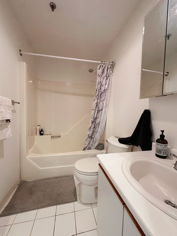 3920 Mystic Valley Pkwa, Medford