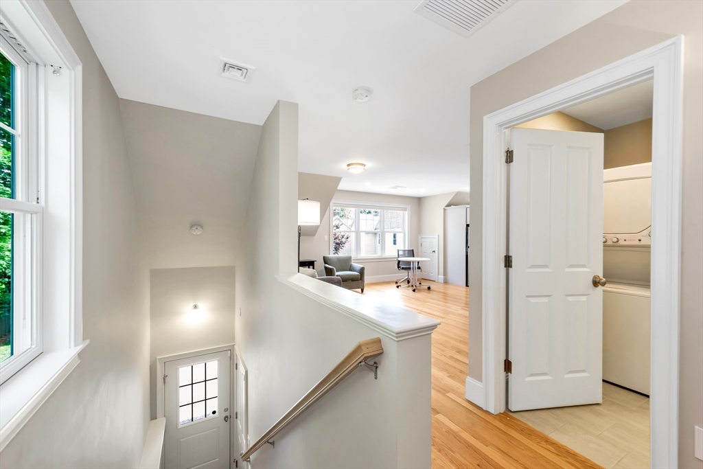 68 Woburn St, Lexington