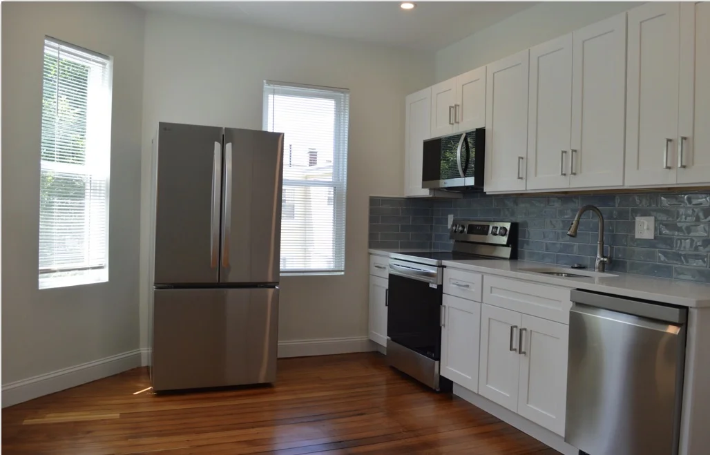 370 Centre St, Jamaica Plain
