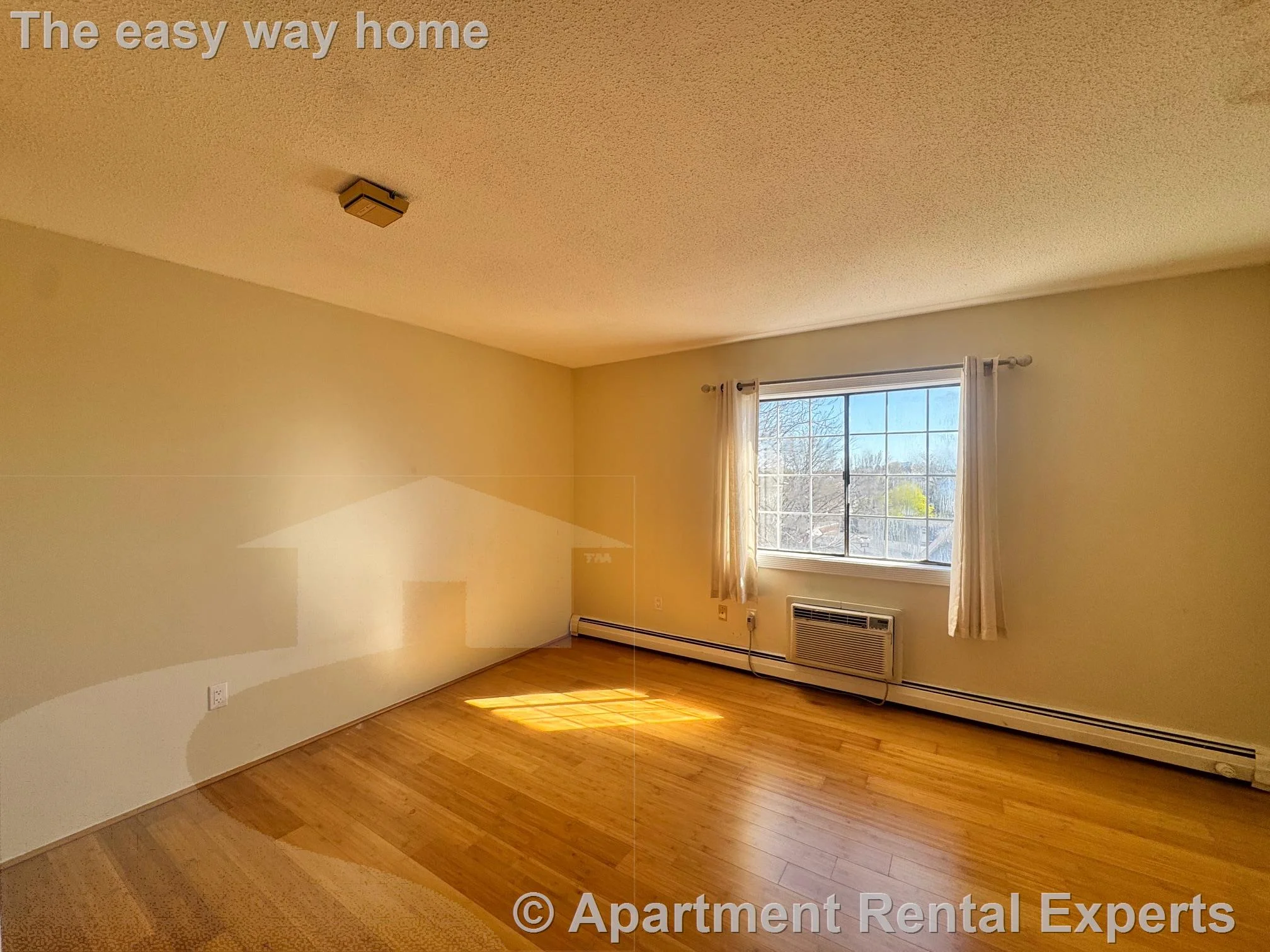 474 Broadway, Magoun Square