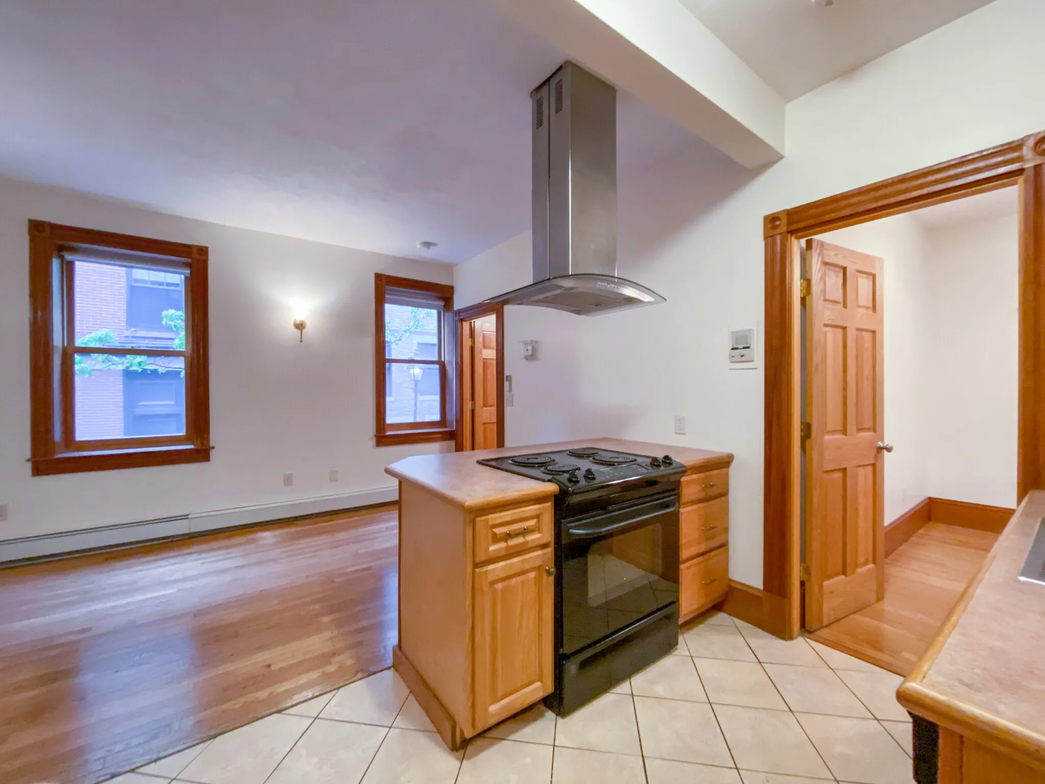 97 Myrtle St, Beacon Hill