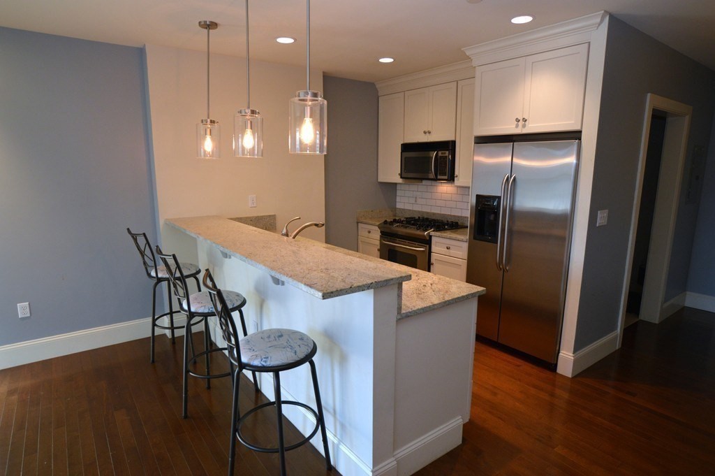 116-128 Rantoul, Beverly