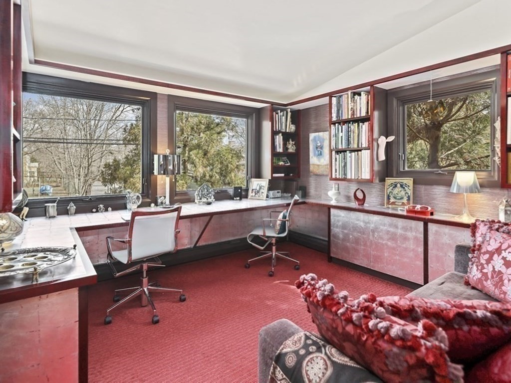 38 Cumberland Ave, Brookline