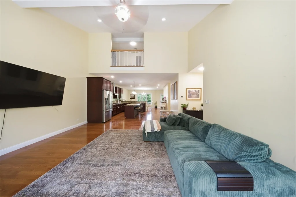 2 Williamsburg Way, Medway