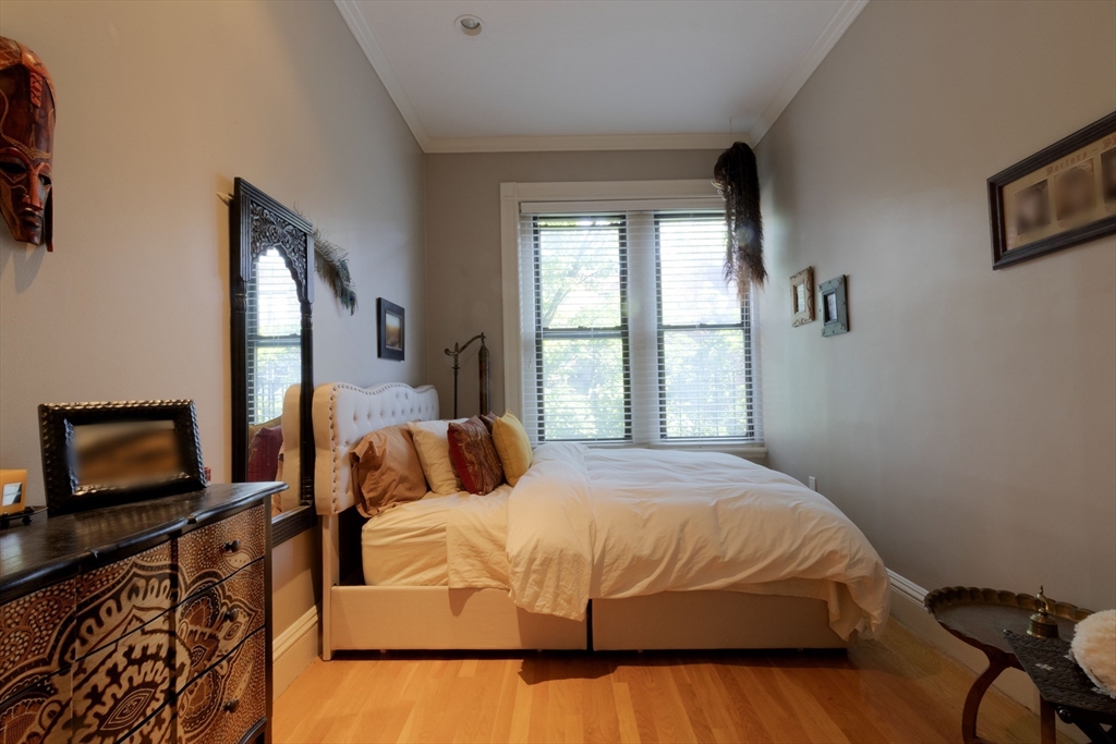 398 Marlborough St, Back Bay