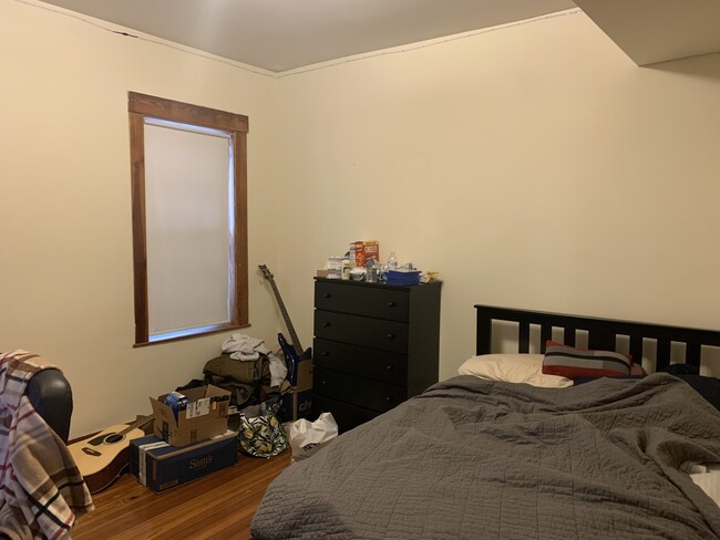 346 Faneuil St, Oak Square