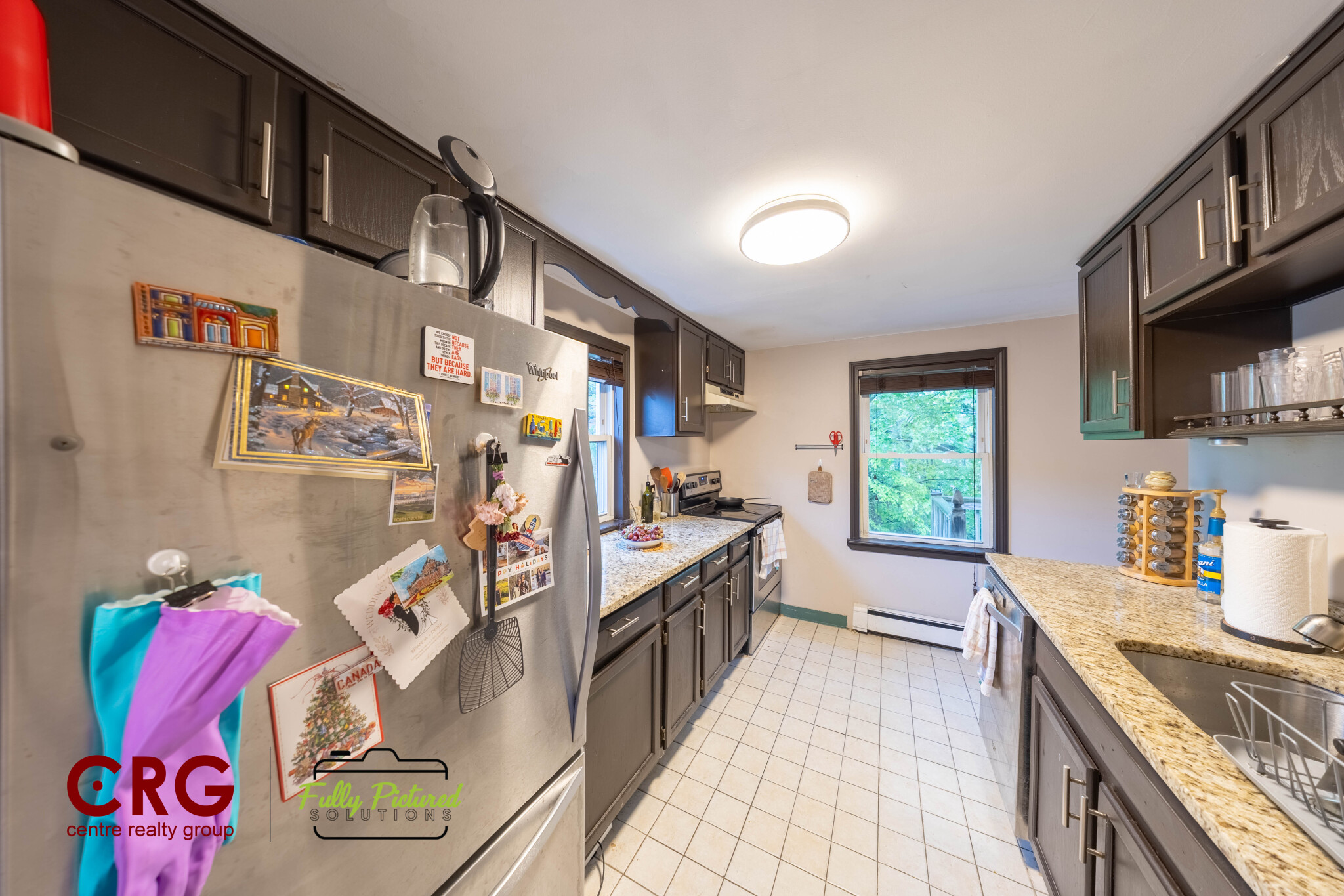 11 Beecher Ter, Thompsonville