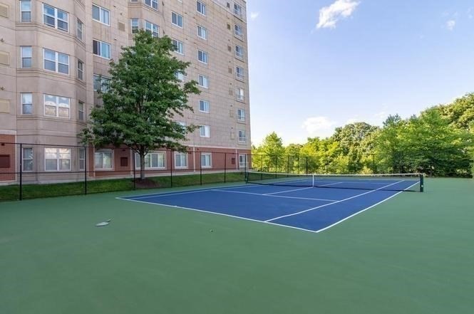 1 Cityview Ln, Quincy