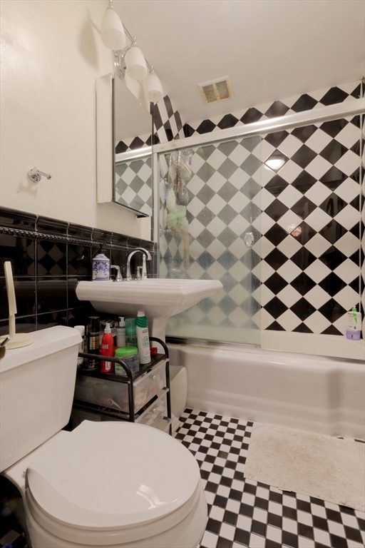 1400 Commonwealth Ave, Allston