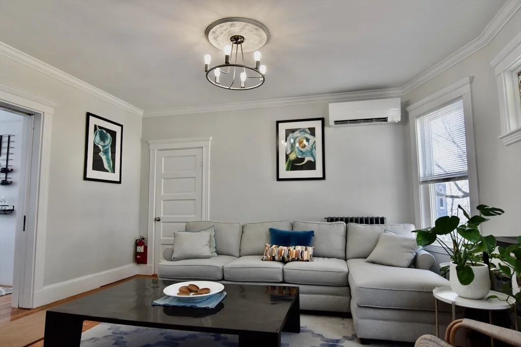 14 Castle Rock St, Dorchester