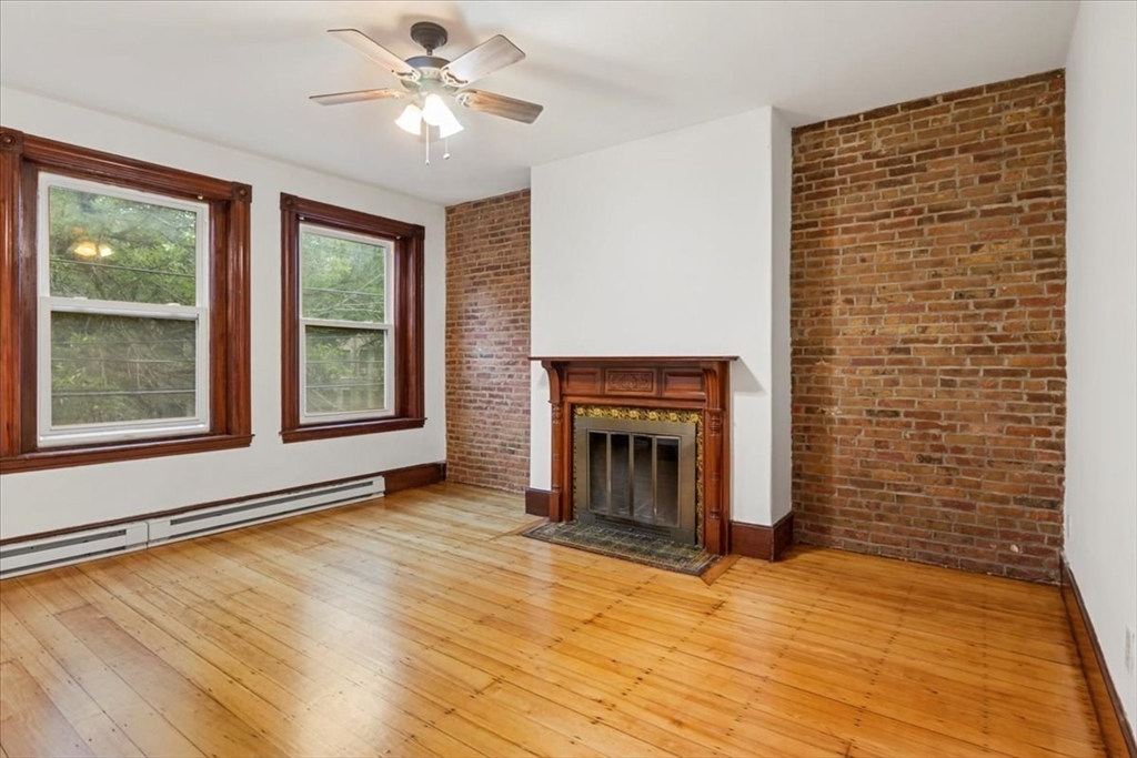 39 Kent St, Brookline Village