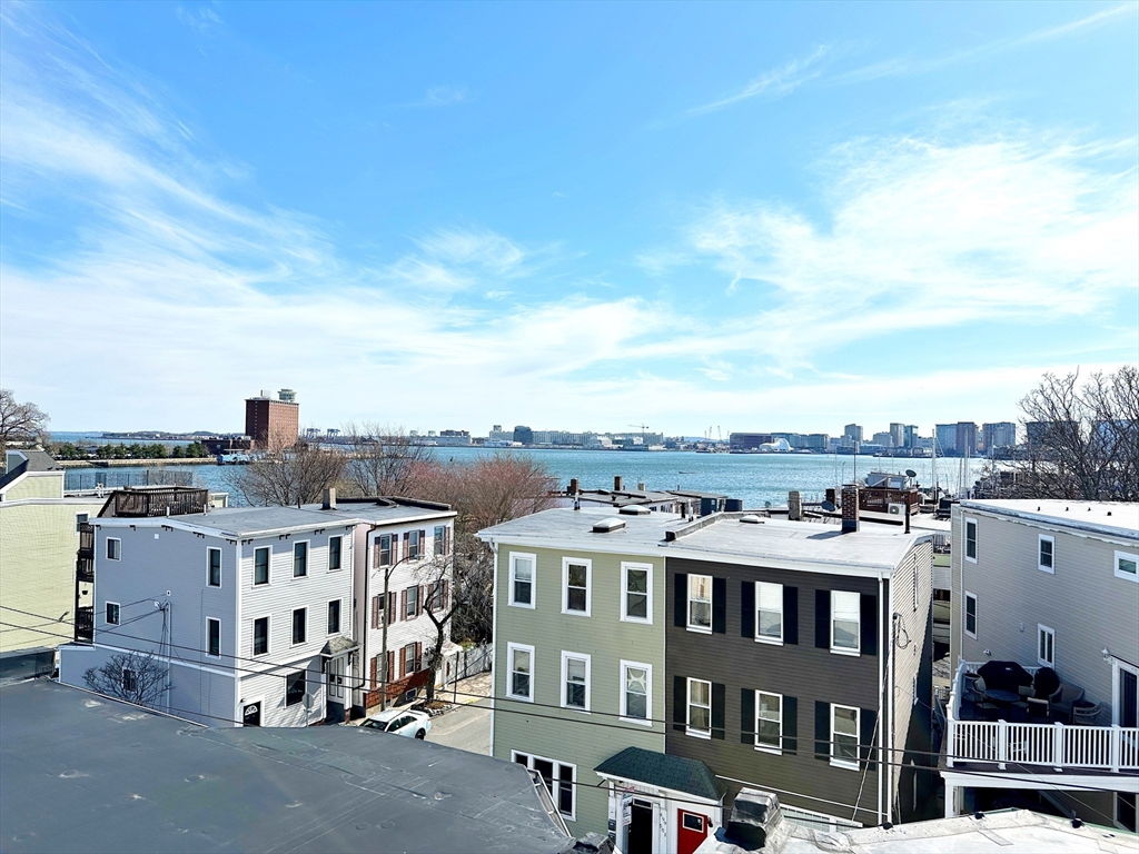 520 Sumner St, East Boston