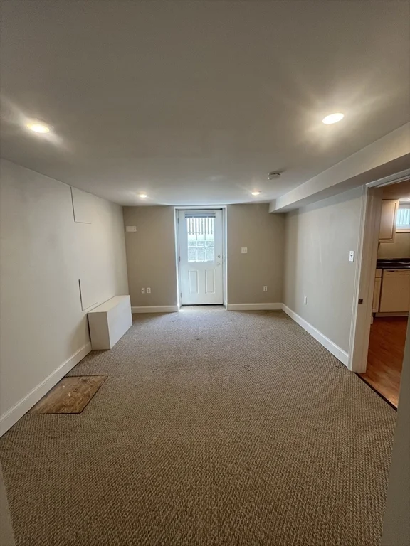 18 Silver Lake, Nonantum