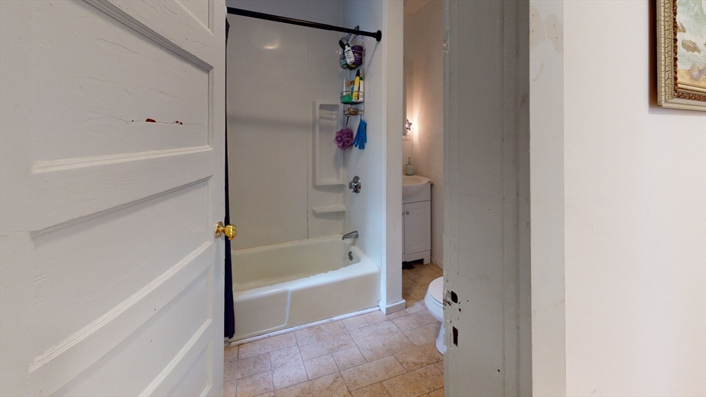 7-9 Dexter St, Waltham