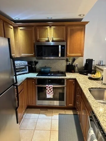 191 Warren Ave, South End