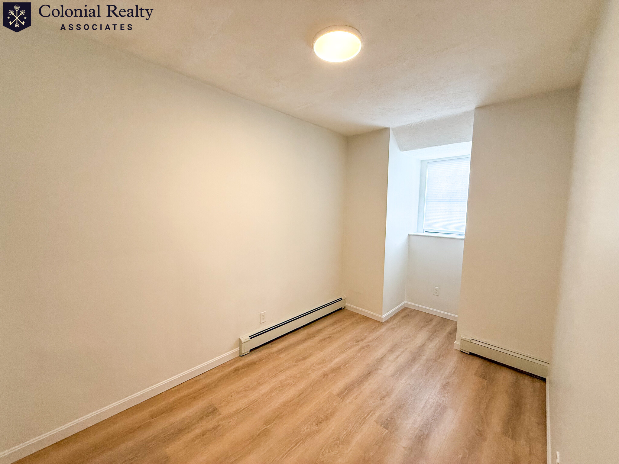 521 Massachusetts Ave, Roxbury