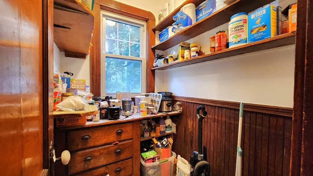 6 Newton St, Cambridgeport