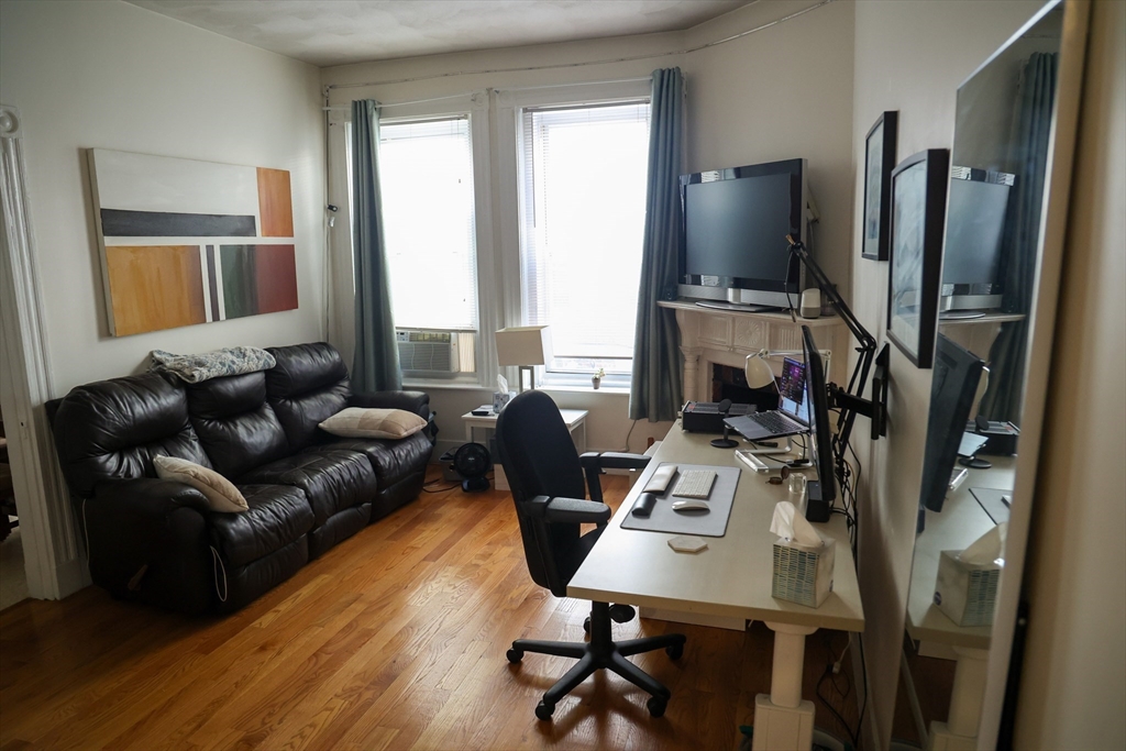 77 Westland Ave, Fenway