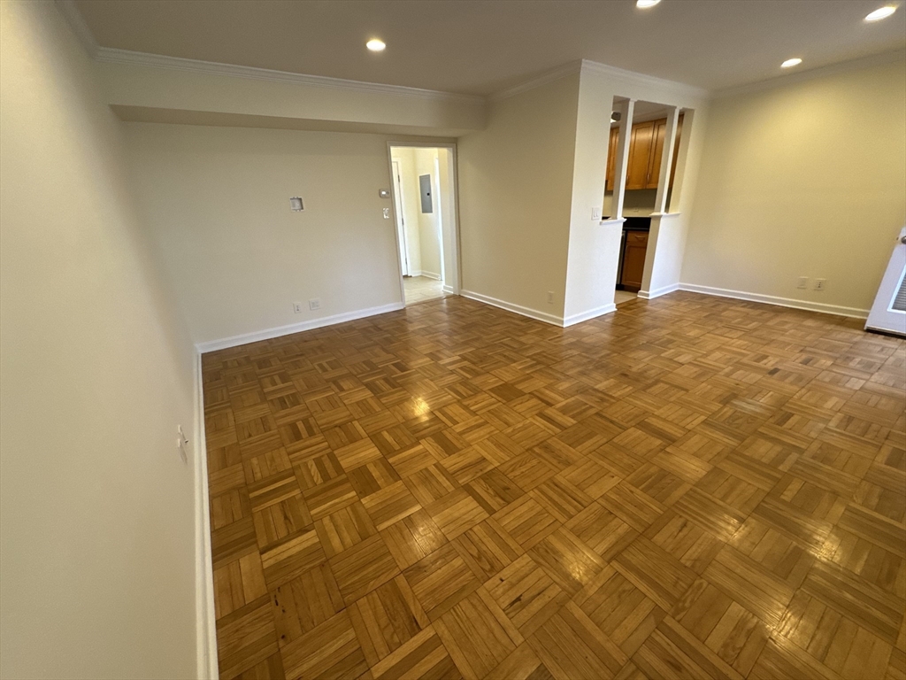 531 Vfw Pkwa, Chestnut Hill