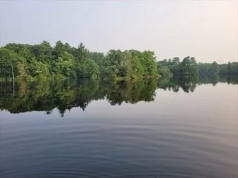 2399 Bay Rd, Sharon