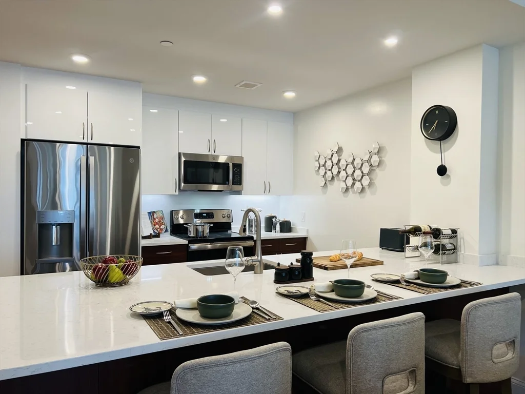 201 Sherman Rd, Chestnut Hill