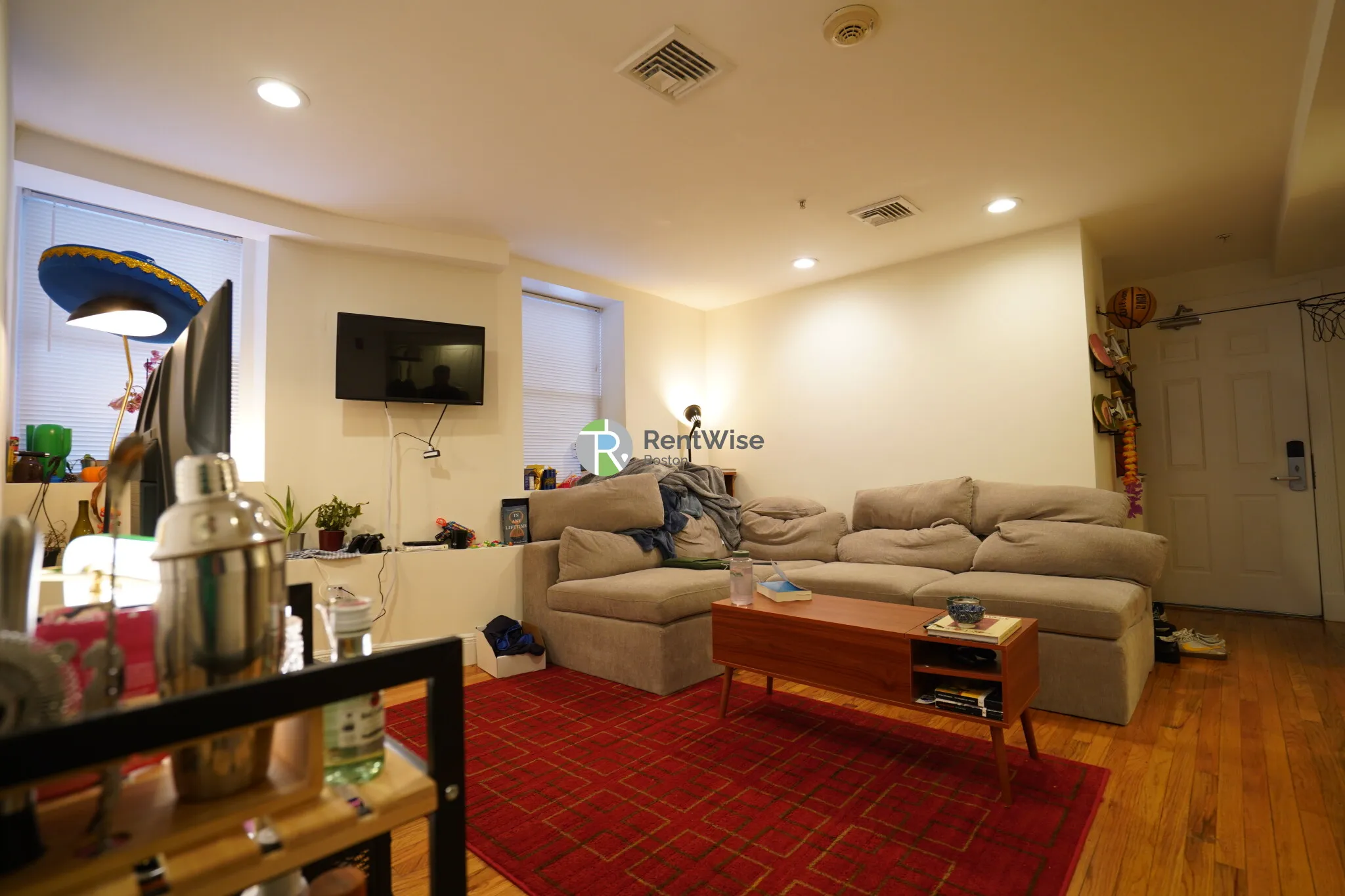 10 Brainerd Rd, Allston