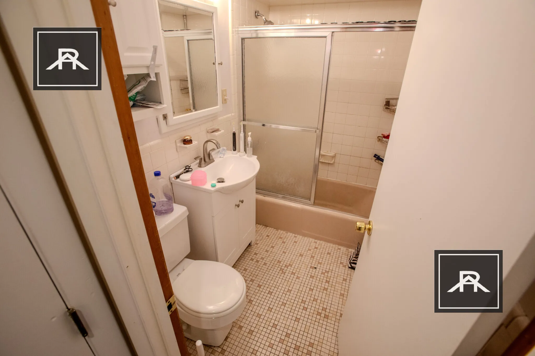 28 Brentwood St, Allston