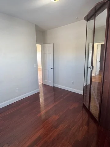 290 Broadway, Winter Hill