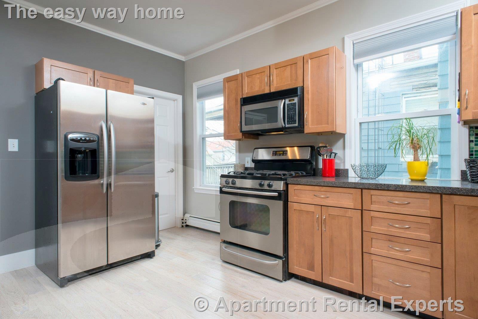 184 Green St, Central Square