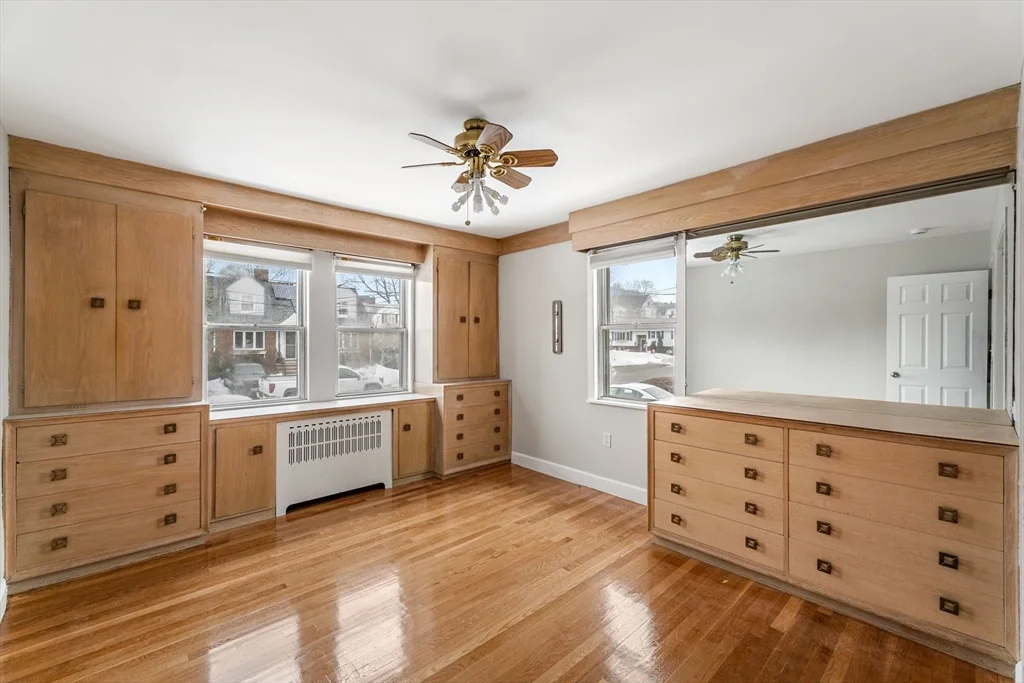 95 Harris St, Revere