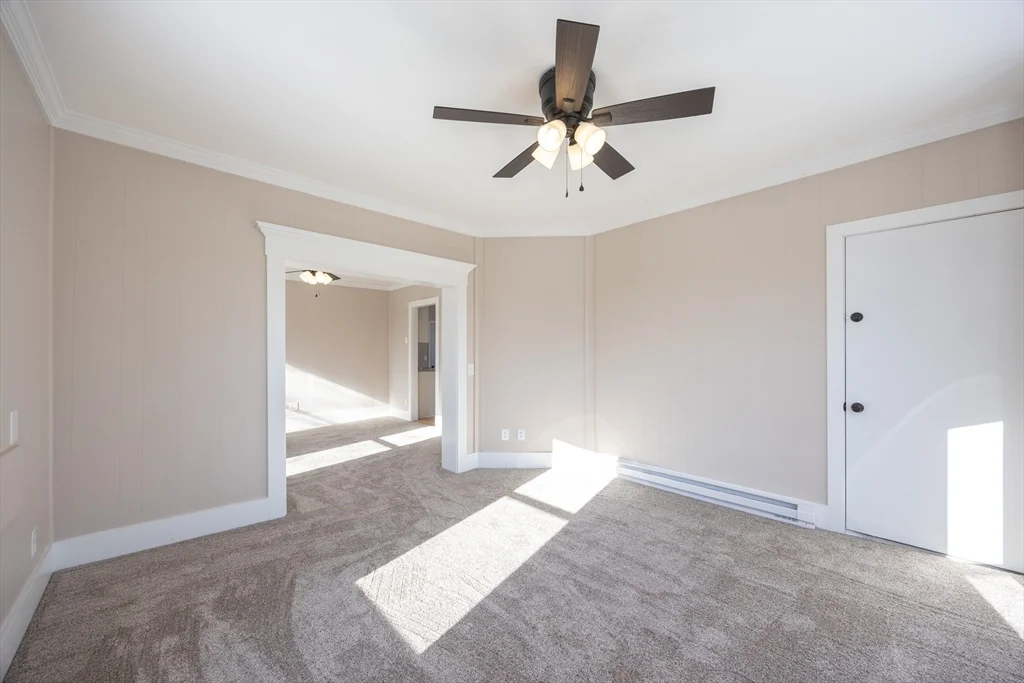 584 Mount Hope St, North Attleboro