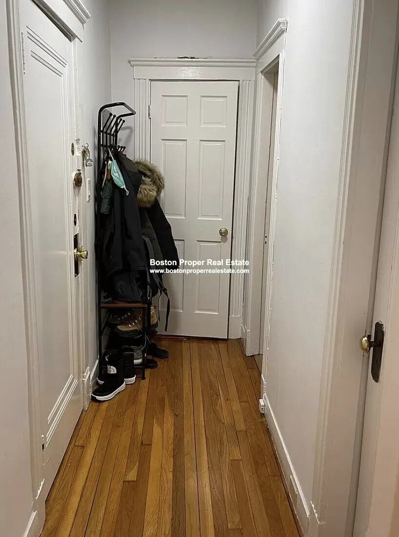 11 Peterborough St, Fenway