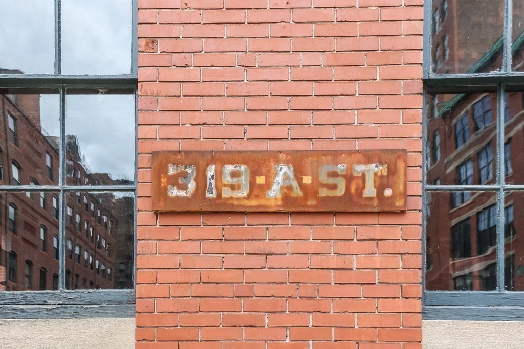 319 A St, Seaport District