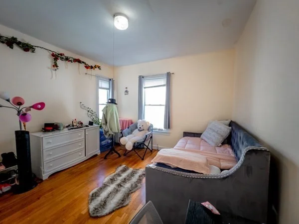 18 Egleston, Jamaica Plain