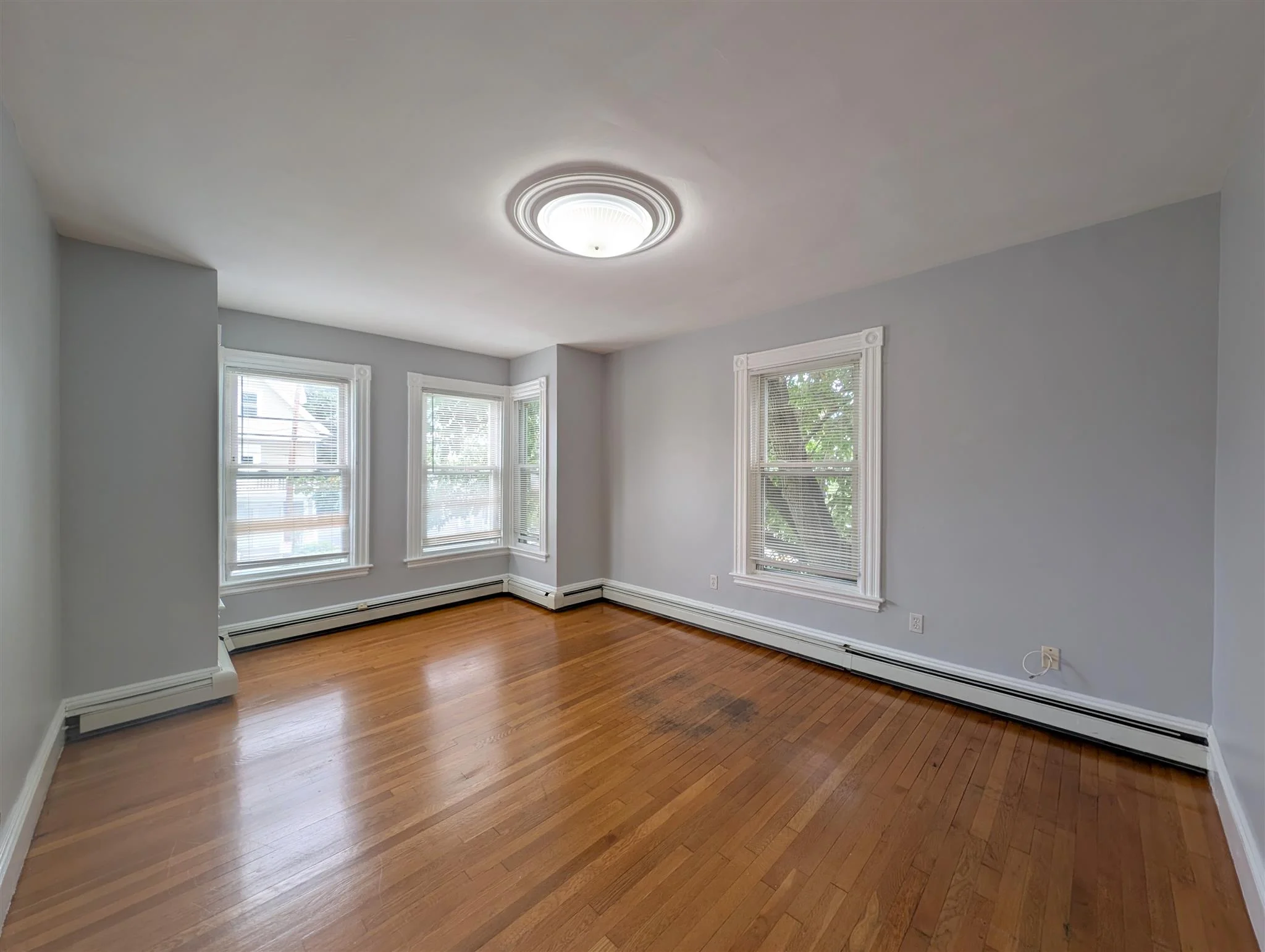 322 Beacon St, Ward Two