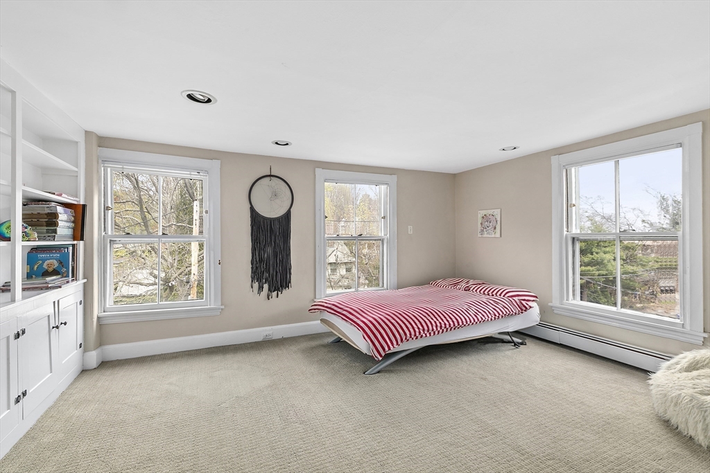 1760 Beacon St, Brookline