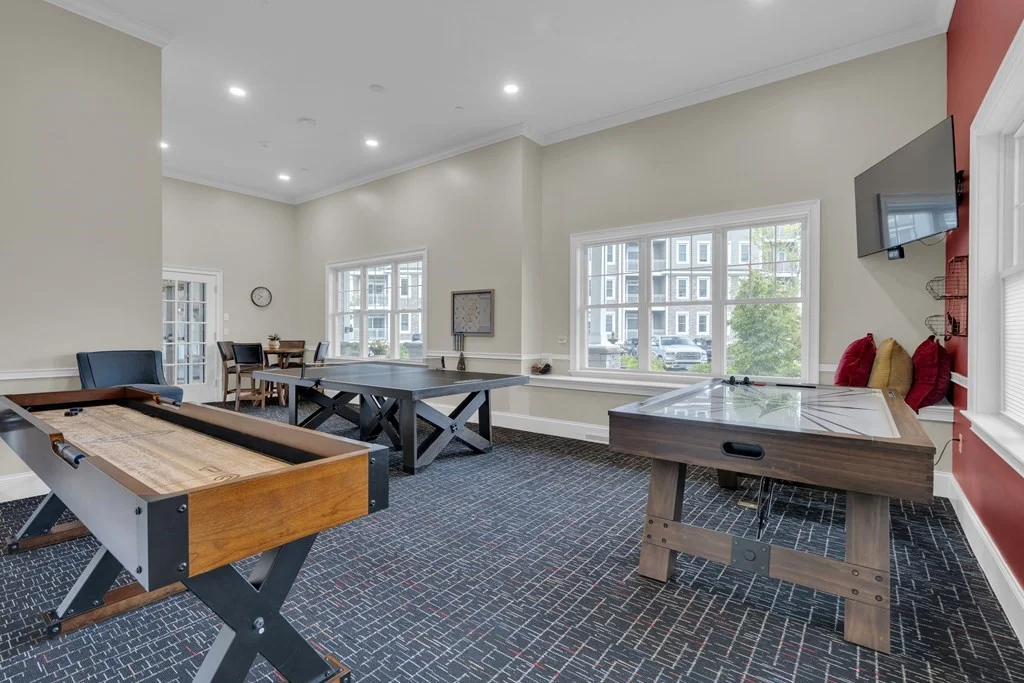 320 Middlesex, Wellington