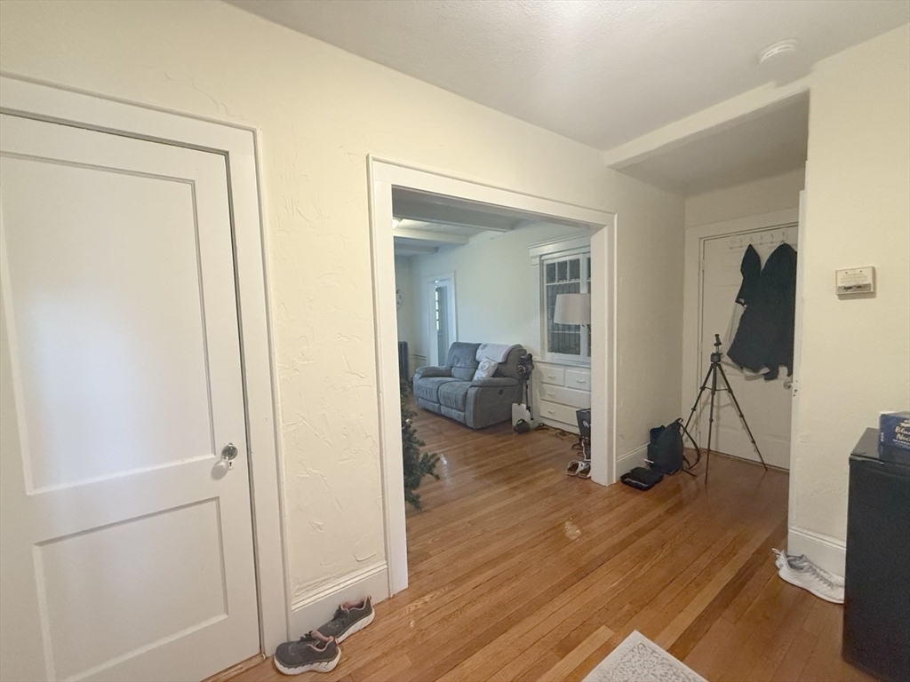 1472 Commonwealth Ave, Brighton