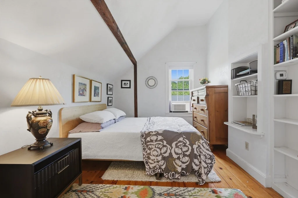 37 Marlboro St, Newburyport