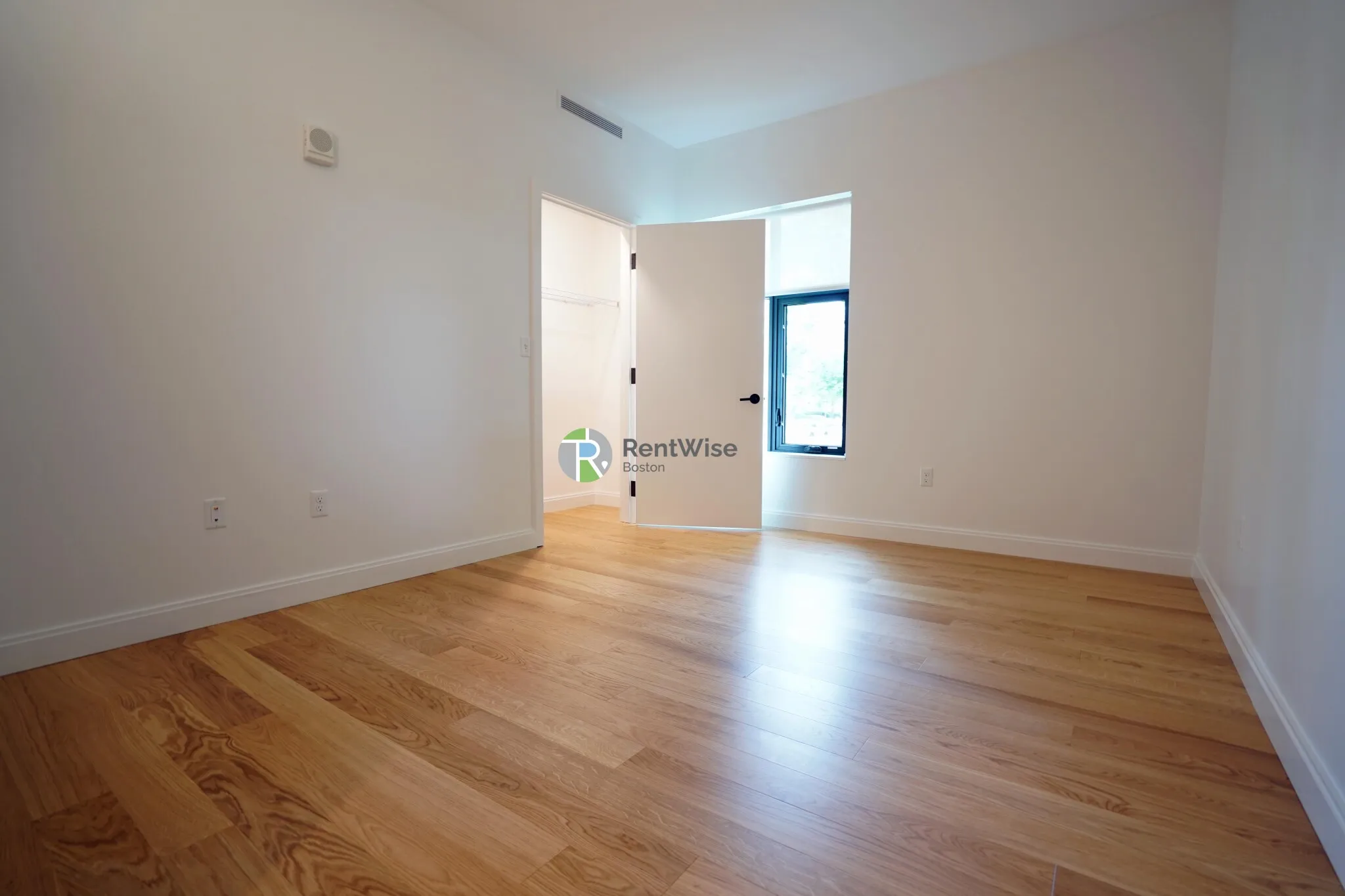 83 Gardner St, Allston