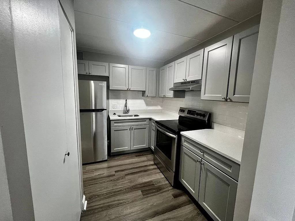 545 Centre St, Jamaica Plain