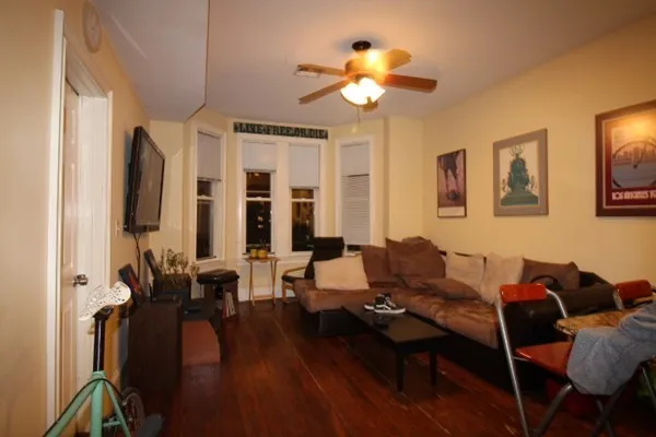 731 Parker St, Mission Hill