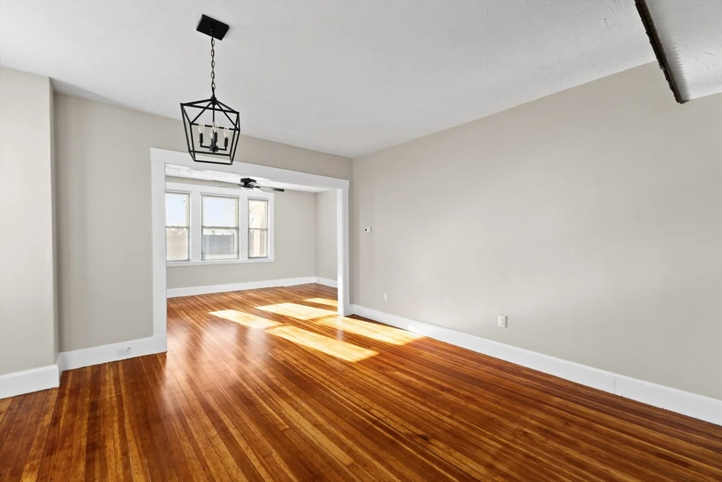 12 North St, Fairhaven