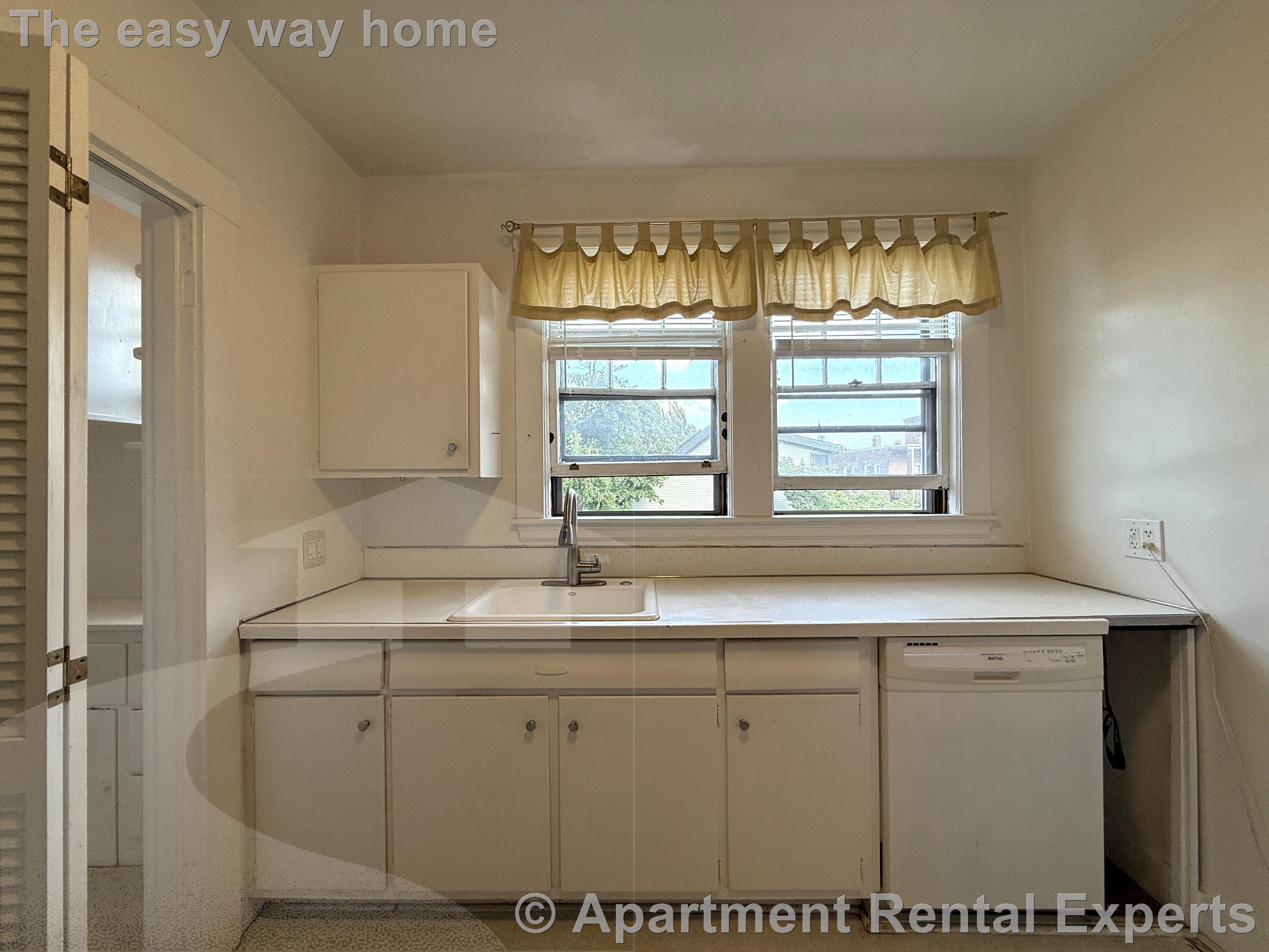 168 Norfolk St, Central Square